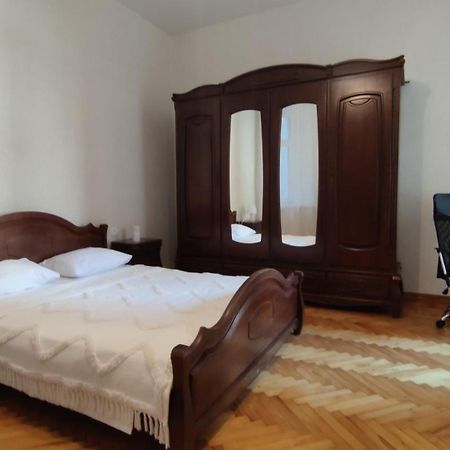 Flat in the city center Odessa Dış mekan fotoğraf